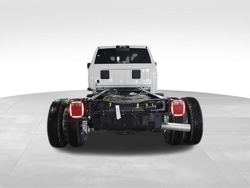 New 2026 RAM 4500 Tradesman AWD/4WD image 7