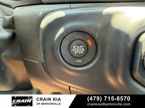 Used 2023 Jeep Gladiator Sport AWD/4WD image 22
