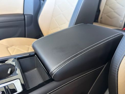 New 2026 Volkswagen Atlas Cross Sport SE FWD image 23