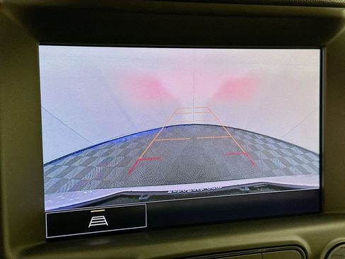 Used 2023 GMC Terrain SLT image 21