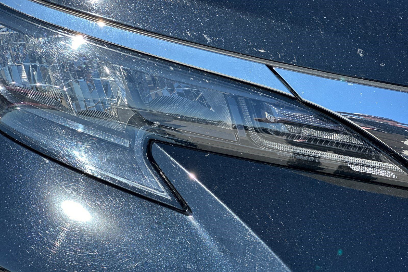 Used 2026 Toyota Sienna XLE FWD image 11