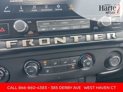 Certified 2025 Nissan Frontier SV image 38