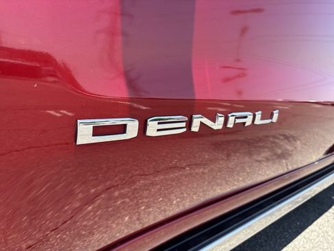 Used 2022 GMC Sierra 1500 Denali w/ Denali Reserve Package AWD/4WD image 38