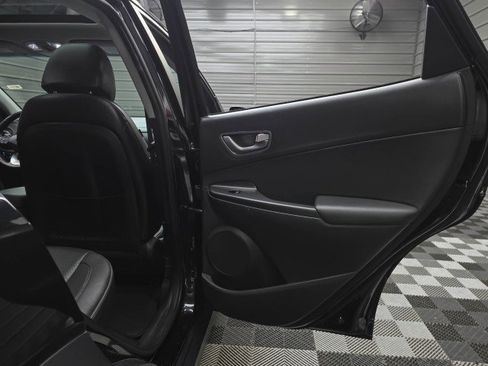 Used 2019 Hyundai Kona Limited FWD image 34