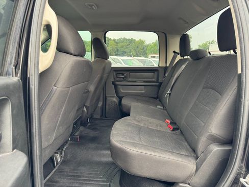 Used 2019 RAM 1500 Express w/ Wheel & Sound Group AWD/4WD image 16