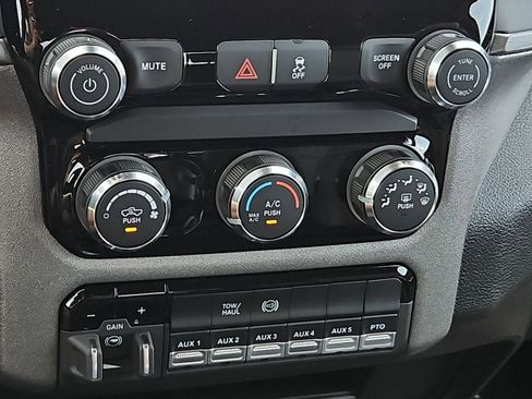 New 2026 RAM 5500 Tradesman AWD/4WD image 27