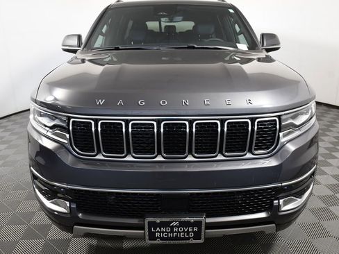 Used 2022 Jeep Wagoneer Series II AWD/4WD image 10