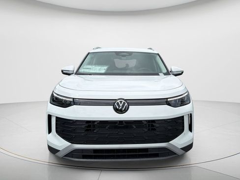 New 2026 Volkswagen Tiguan S FWD image 2
