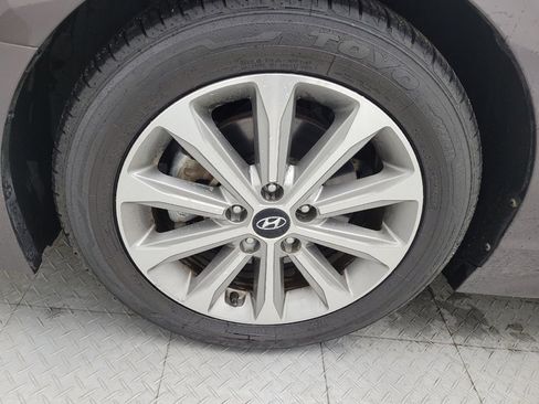 Used 2017 Hyundai Sonata Limited image 31