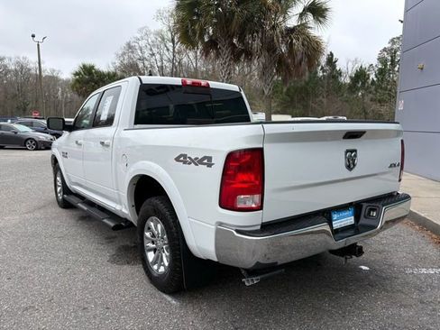 Used 2018 RAM 1500 SLT image 3