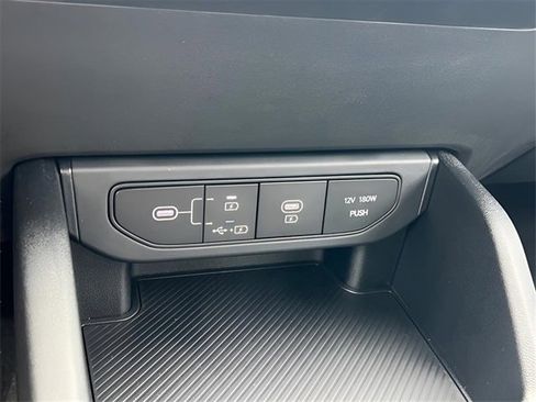 New 2025 Kia K4 LXS image 8