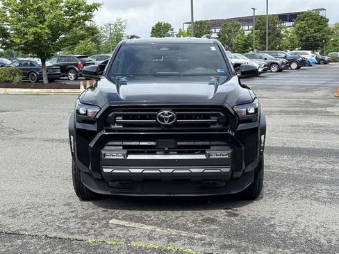 Used 2026 Toyota 4Runner SR5 AWD/4WD image 6