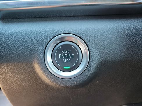 Used 2025 GMC Terrain Elevation AWD/4WD image 19