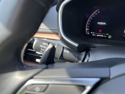 Certified 2024 Acura MDX w/Technology Package image 31