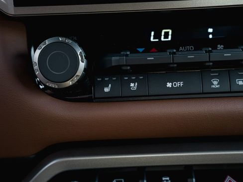 New 2026 Toyota Tundra 1794 Edition AWD/4WD image 19
