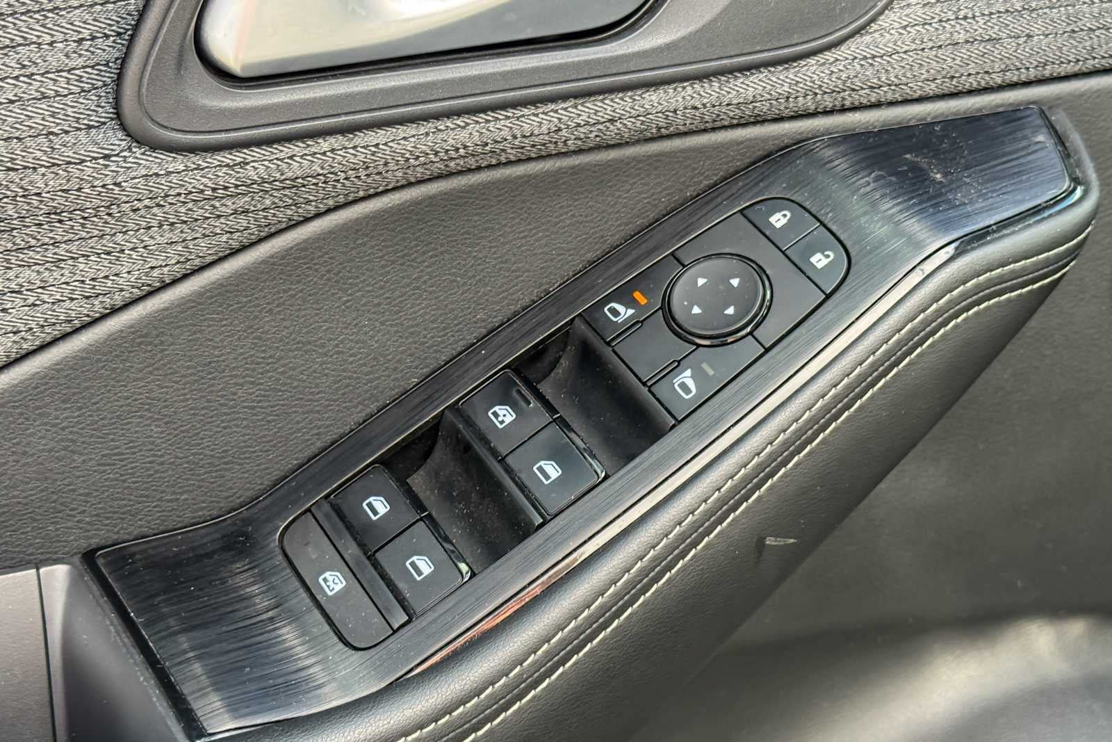 Certified 2021 Nissan Rogue SV AWD/4WD image 14