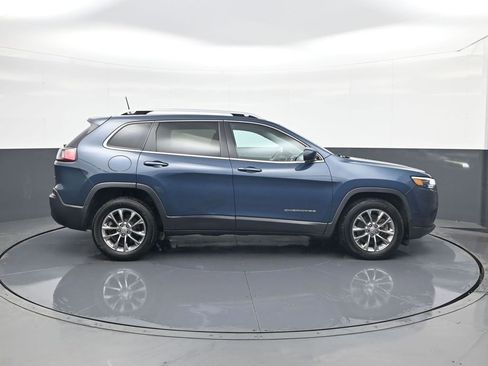 Used 2020 Jeep Cherokee Latitude Plus w/ Cold Weather Group image 8
