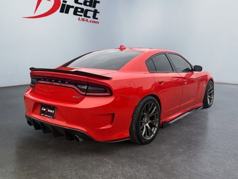 Used 2017 Dodge Charger SRT w/ Harman/Kardon Audio Group image 13
