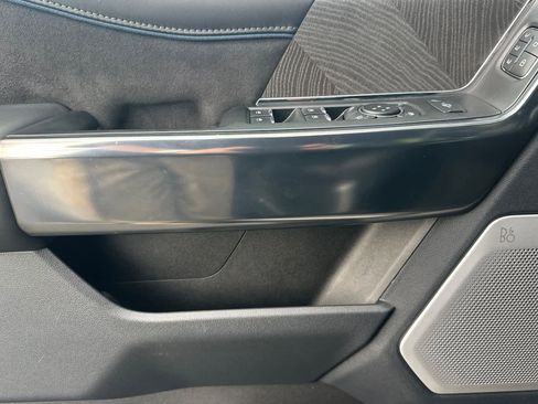 Certified 2025 Ford F250 Platinum image 12