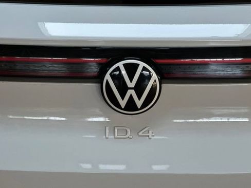 Used 2022 Volkswagen ID.4 Pro image 35