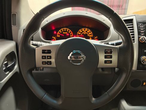 Used 2018 Nissan Frontier SV RWD image 66