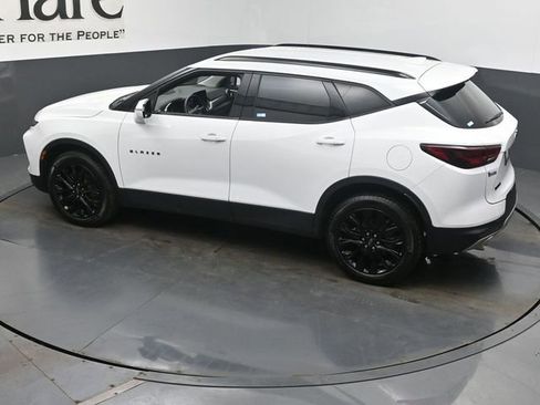 Used 2024 Chevrolet Blazer LT w/ LPO, Black Grille Bar Package image 42