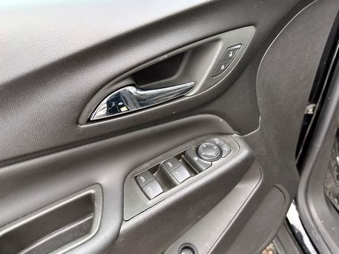 Certified 2024 Chevrolet Equinox LT w/ LPO, Floor Liner Package image 15