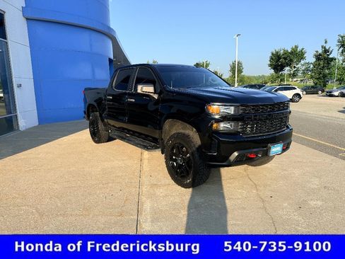 Used 2021 Chevrolet Silverado 1500 Custom Trail Boss w/ Midnight Edition AWD/4WD image 7