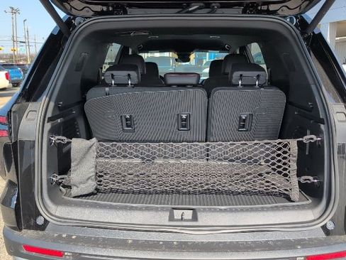 New 2026 Chevrolet Traverse Z71 w/ Enhanced Driving Package image 11