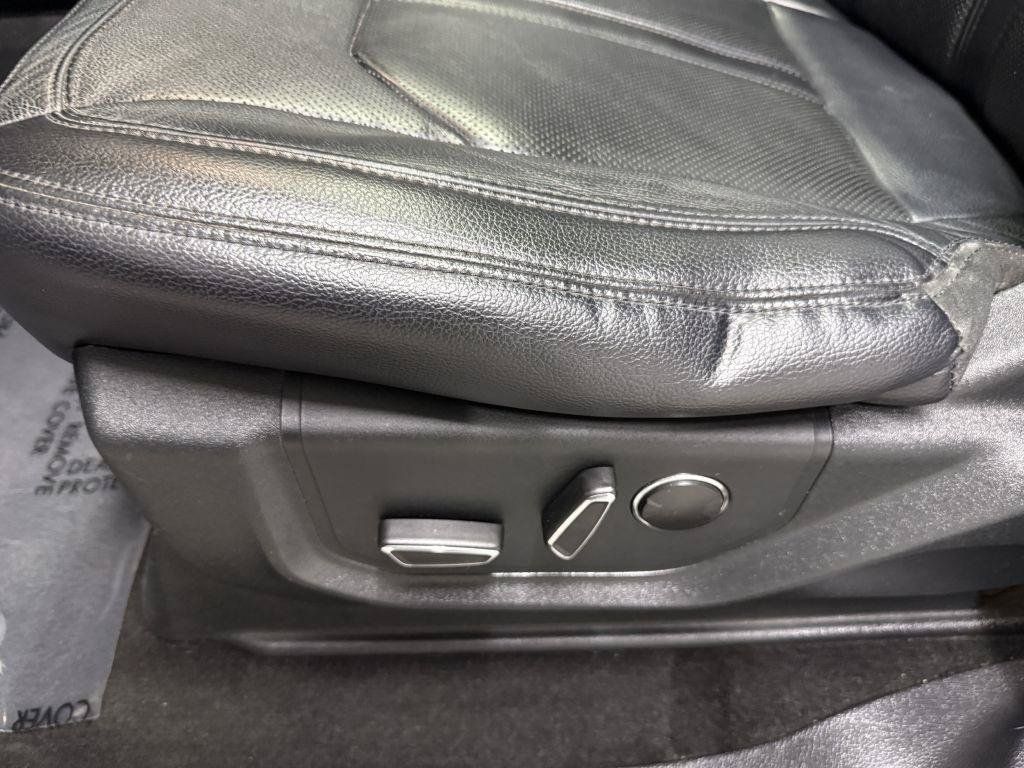 Used 2019 Ford Expedition Max Limited w/ Equipment Group 301A AWD/4WD image 12