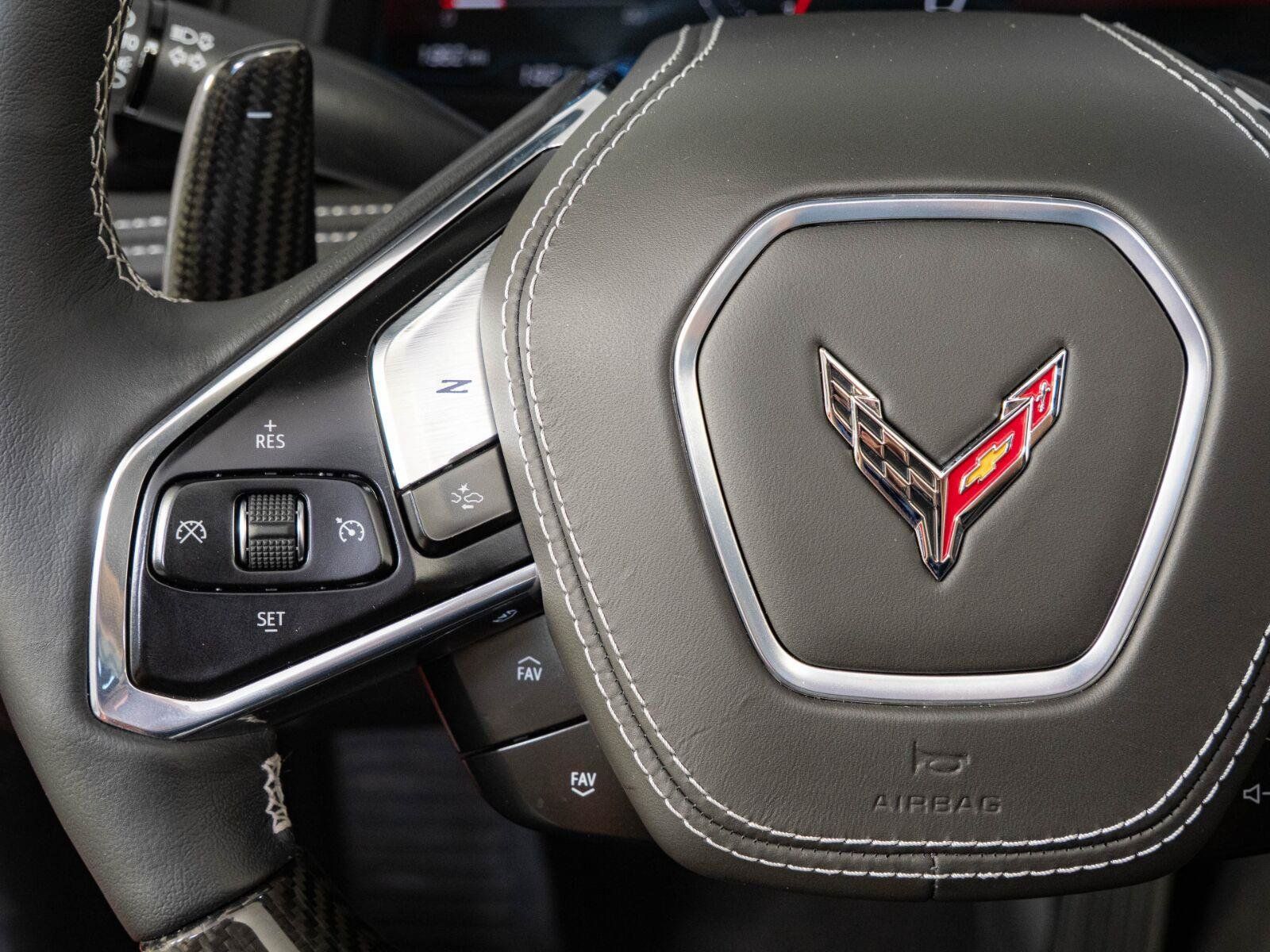 Used 2024 Chevrolet Corvette Z06 RWD image 10