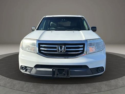 Used 2014 Honda Pilot LX image 2