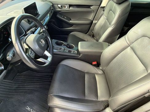 Used 2024 Honda Civic EX-L image 5