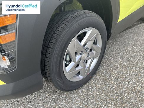 Certified 2026 Hyundai Kona SE AWD/4WD image 17