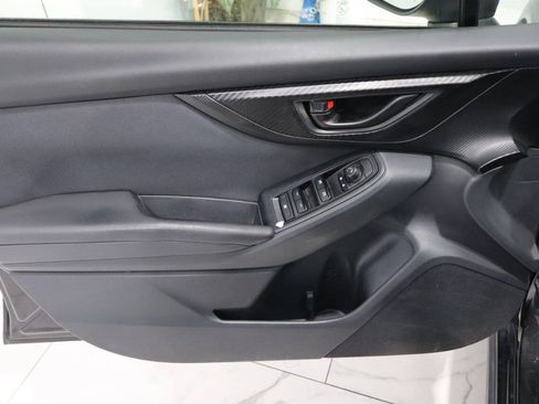 Used 2019 Subaru Crosstrek 2.0i Premium AWD/4WD image 23