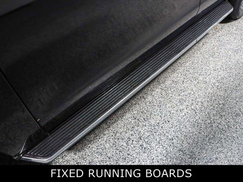 Used 2023 Ford Expedition Limited image 12