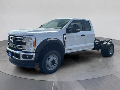 New 2025 Ford F550 4x4 Supercab Super Duty image 1