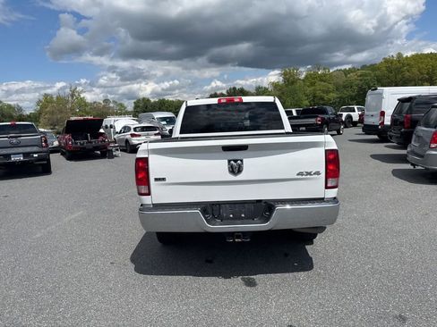 Used 2022 RAM 1500 Classic SLT w/ Protection Group AWD/4WD image 5
