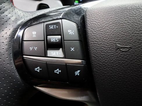 Certified 2025 Ford Explorer ST image 29