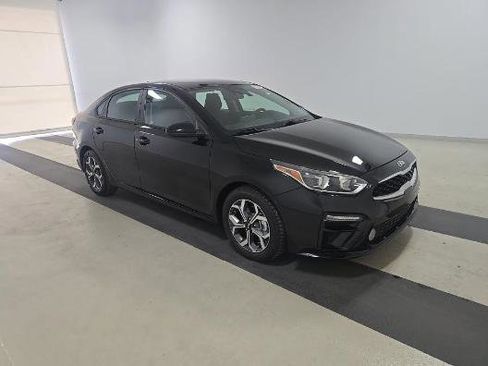 Used 2020 Kia Forte LXS FWD image 1