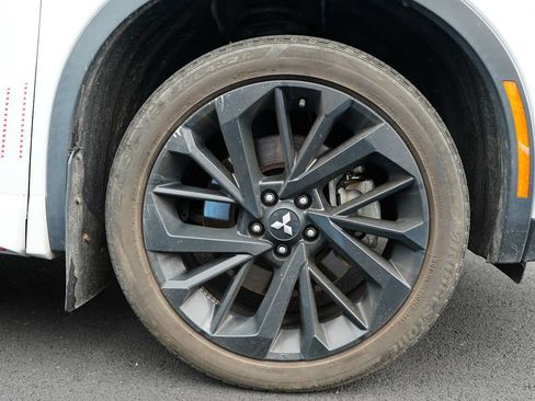 Used 2023 Mitsubishi Outlander Ralliart AWD/4WD image 9