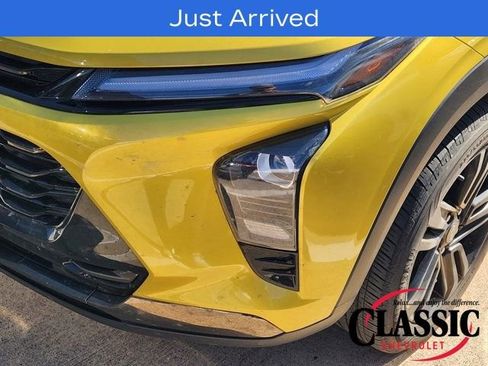 Used 2024 Chevrolet Trax ACTIV w/ Driver Confidence Package image 15