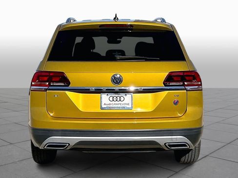 Used 2018 Volkswagen Atlas SE image 4