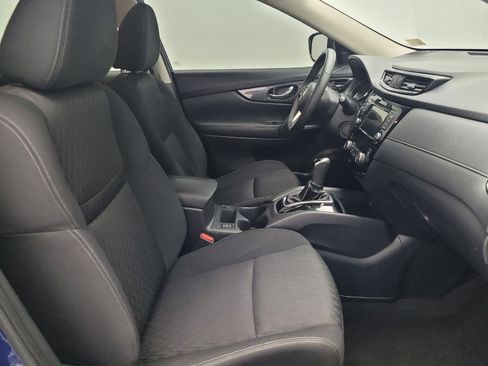 Used 2018 Nissan Rogue SV image 21