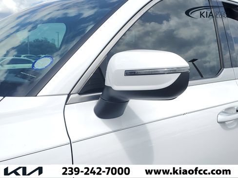 Certified 2023 Kia Telluride S FWD image 6