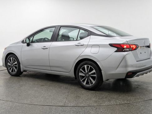 Used 2025 Nissan Versa SV FWD image 6