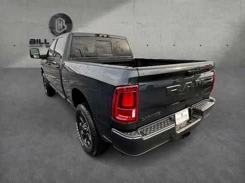 New 2026 RAM 3500 Laramie AWD/4WD image 9