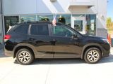 Used 2023 Subaru Forester Premium image 3