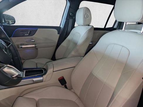 Certified 2025 Mercedes-Benz GLB 250 image 16