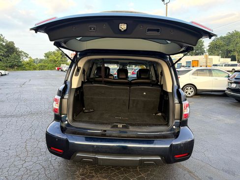 Used 2019 Nissan Armada SL w/ Premium Package image 7